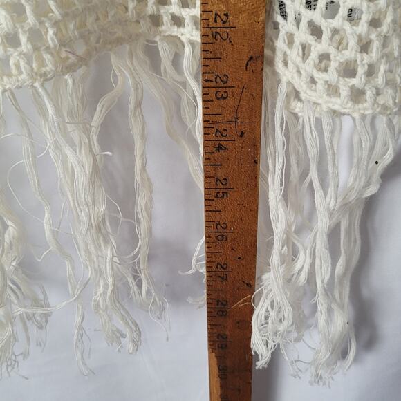 Hippie Laundry- Women's Cream colored crochet vest- size large - Picture 6 of 6